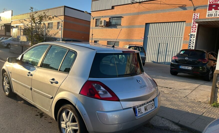 RENAULT Megane 1.9 dci 120