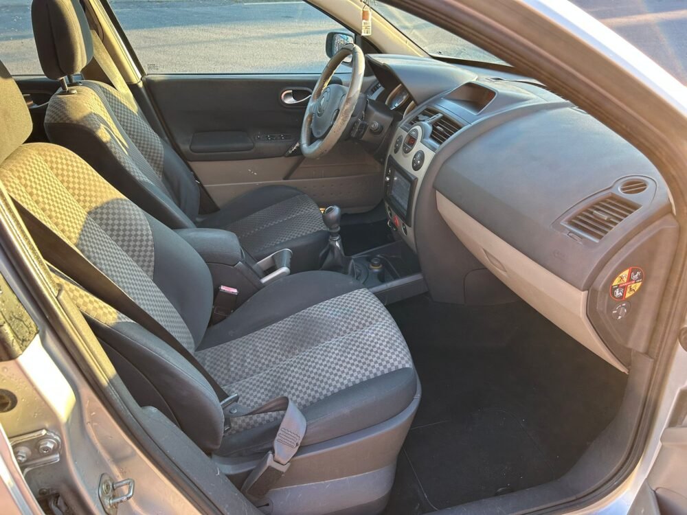 RENAULT Megane 1.9 dci 120