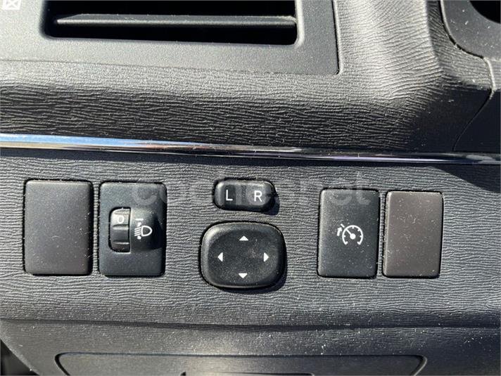 TOYOTA Avensis 120D Executive 4p.