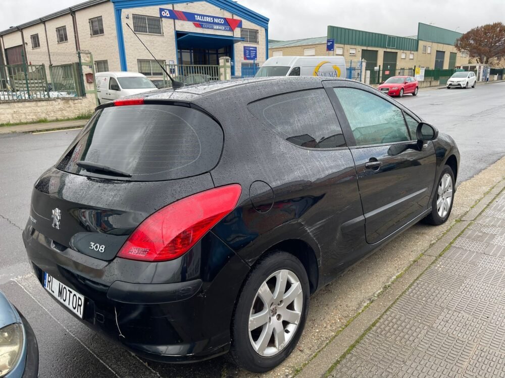 Peugeot 308 1.6i 16v