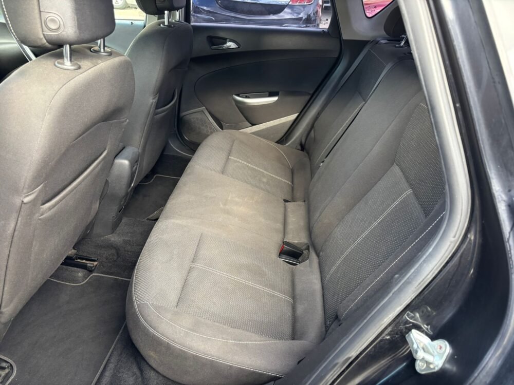 OPEL Astra GTC 1.6i 16v