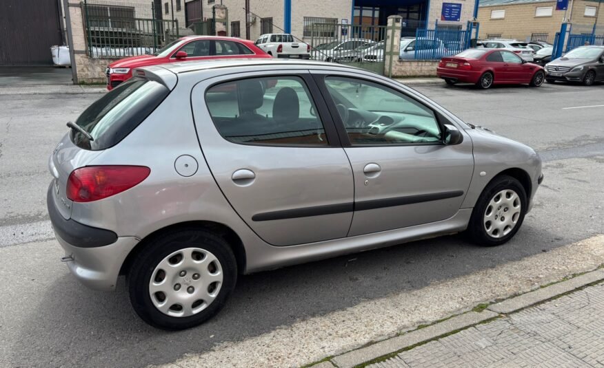 PEUGEOT 206 1.4 HDi Cool 5p.