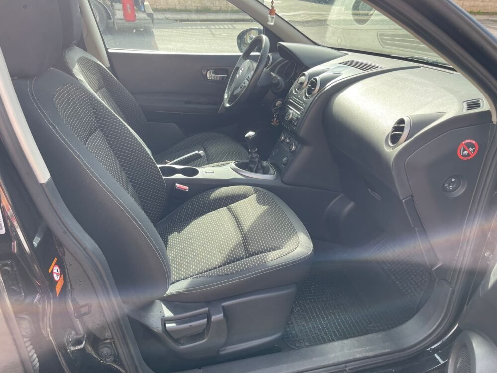 NISSAN Qasqai 2.0 dci